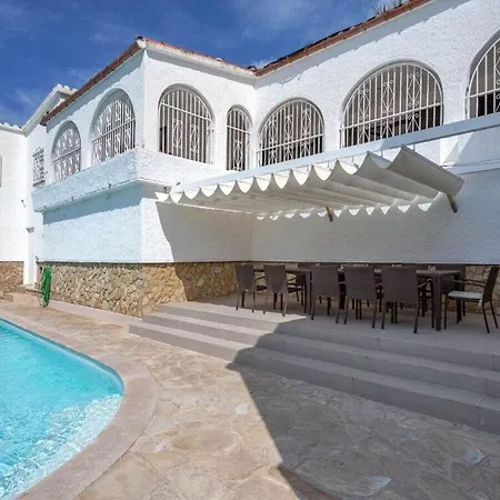 Andaluz Mas Fumats Vila Roses