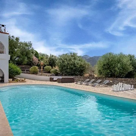 Andaluz Mas Fumats Villa